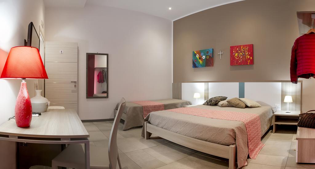 La Rocca Scavata Bed & Breakfast Rilievo Luaran gambar
