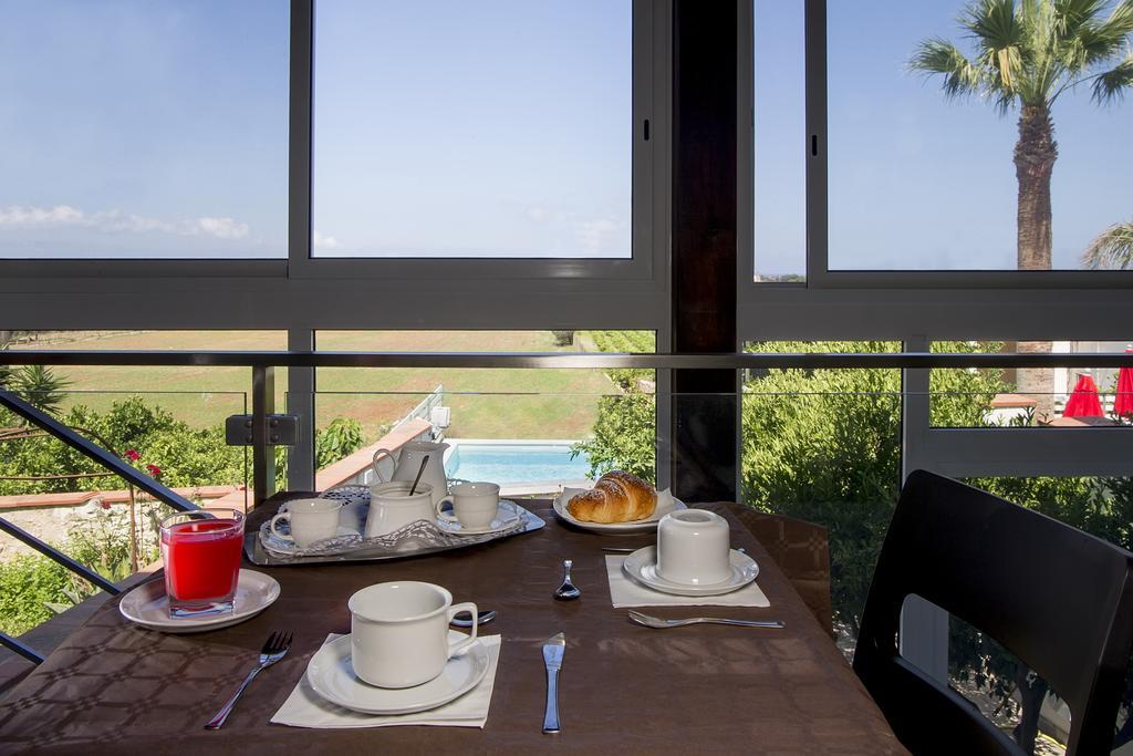 La Rocca Scavata Bed & Breakfast Rilievo Luaran gambar